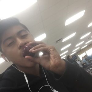 Meet your Posher, Alex